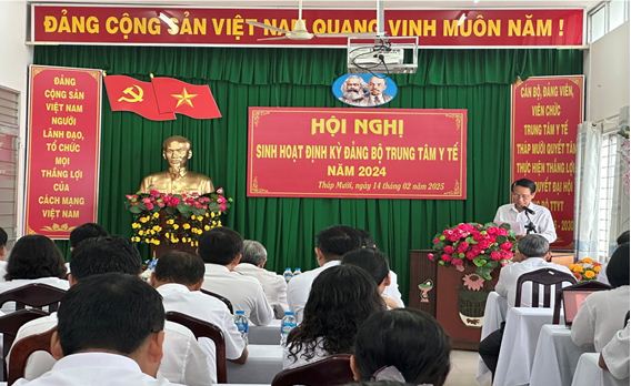 Hội nghị sinh hoạt định kỳ Đảng bộ Trung tâm Y tế năm 2024